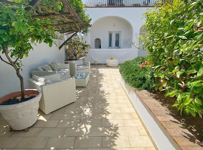 Bed and Breakfast La Giuliva Charming