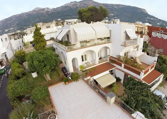 Bed and Breakfast La Giuliva Charming