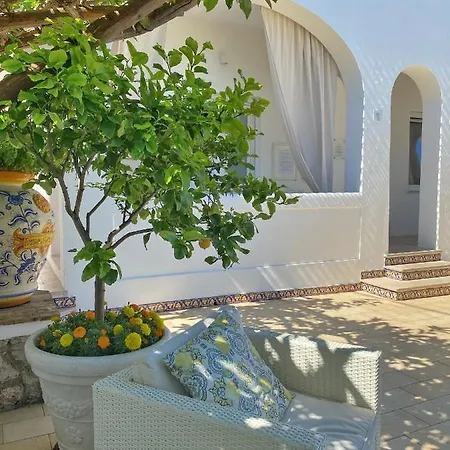 La Giuliva Charming Bed & Breakfast 2*