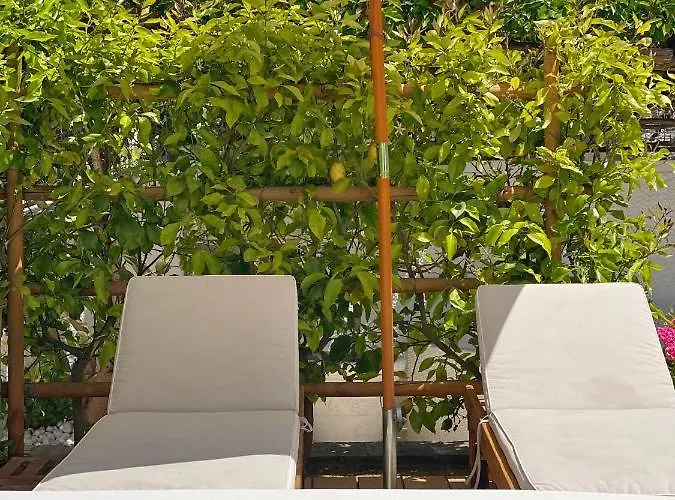 La Giuliva Charming Bed & Breakfast 4*