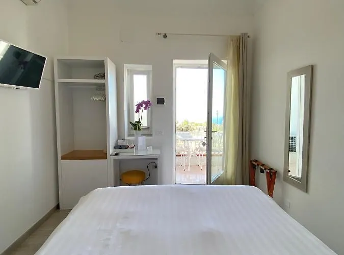La Giuliva Charming 4* Anacapri (Isola di Capri)