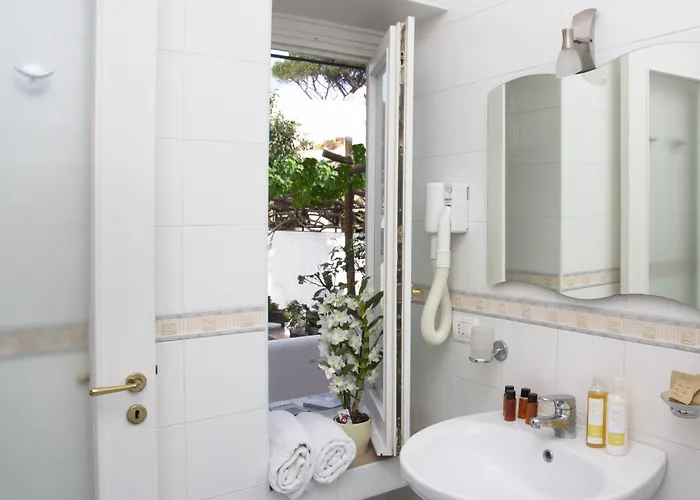 Alojamento de Acomodação e Pequeno-almoço La Giuliva Charming 4*