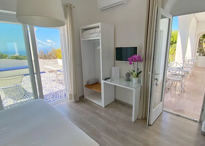 La Giuliva Charming 4* Anacapri (Isola di Capri)