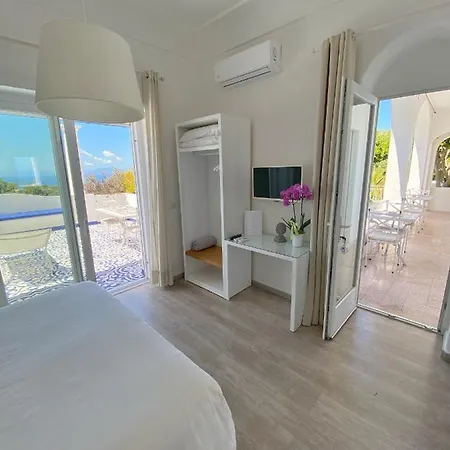 La Giuliva Charming Bed & Breakfast