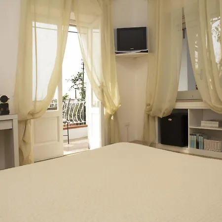 La Giuliva Charming Bed & Breakfast 2*